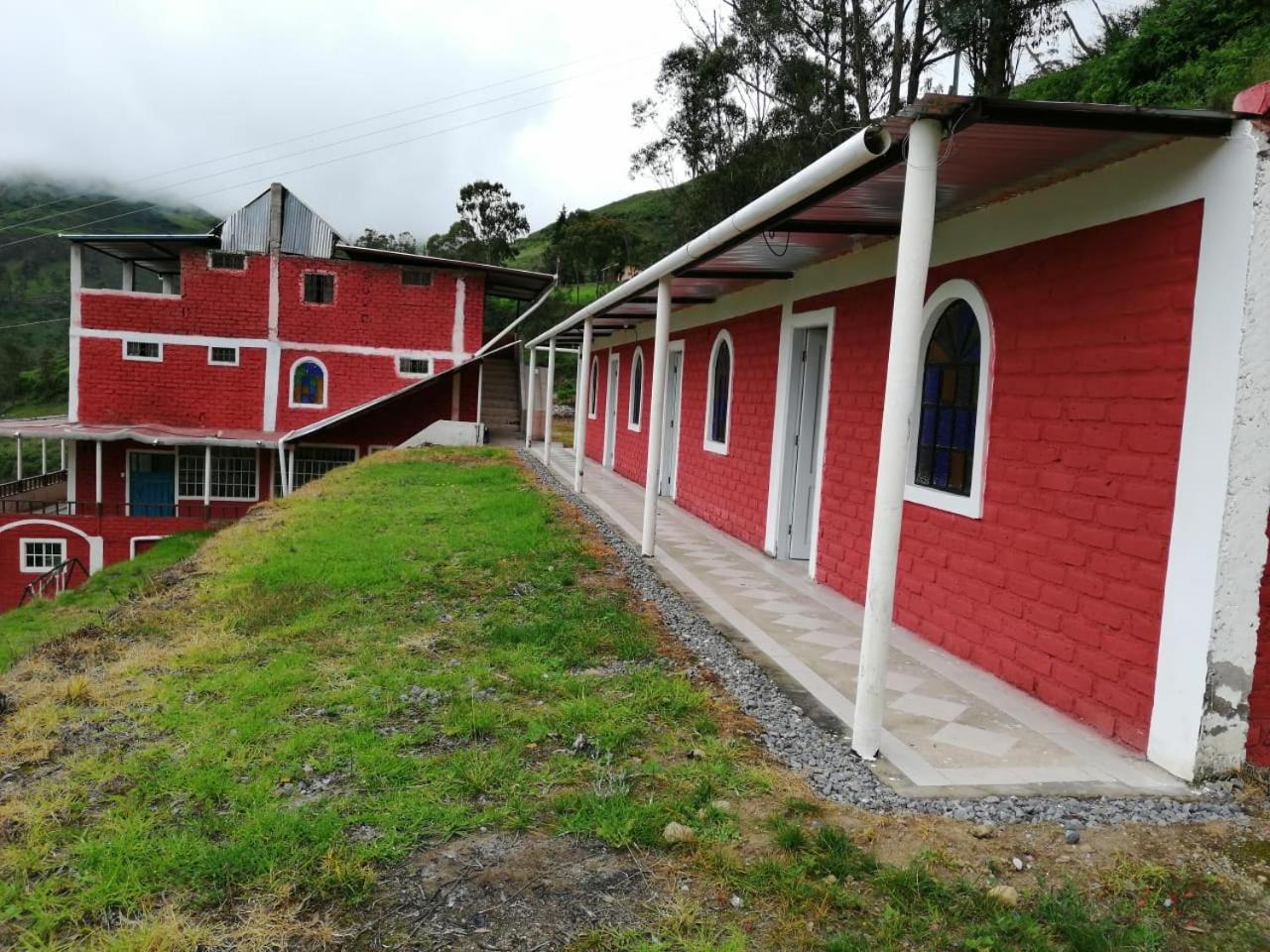 Hosteria El Mirador Alausí Exterior foto